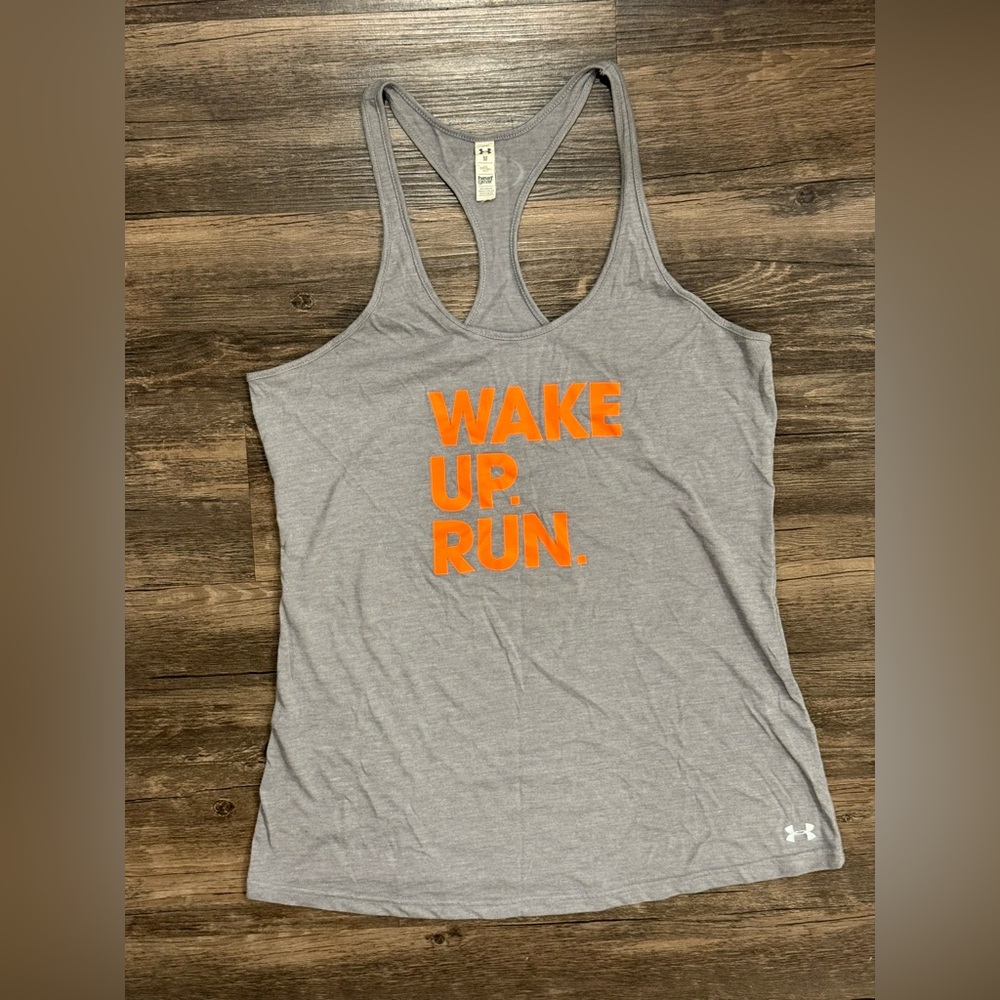Under Armour Women's Gray Tank Top Run Workout M Medium Wake Up Run